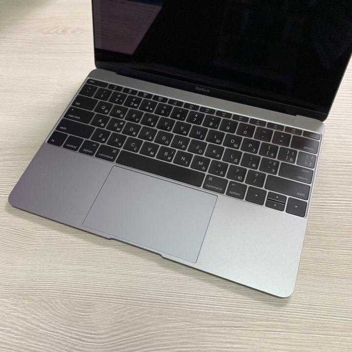 Выбор редакции
					ноутбук apple macbook pro 13 (2020 года, 2 x thunderbolt 3) z0z1000y6 space grey