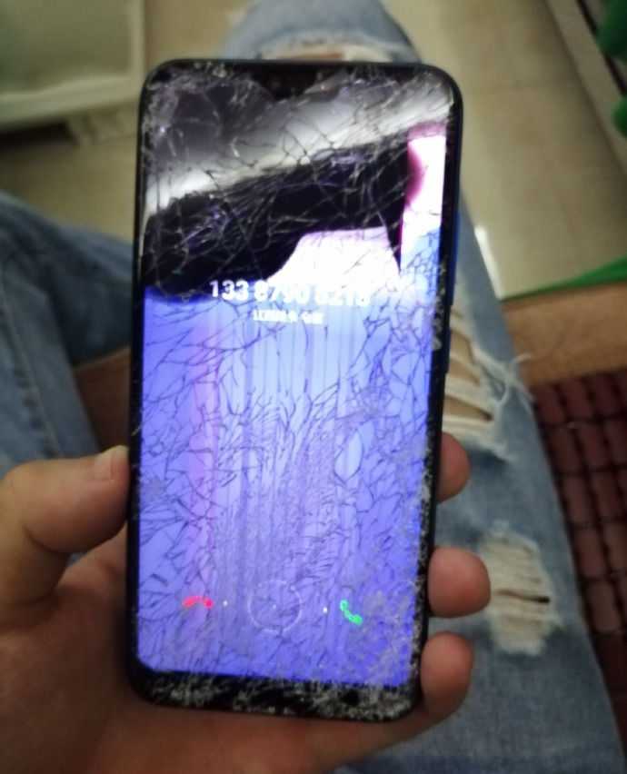 Замена заднего стекла iphone. что делать, если на айфоне разбилось стекло задней крышки?