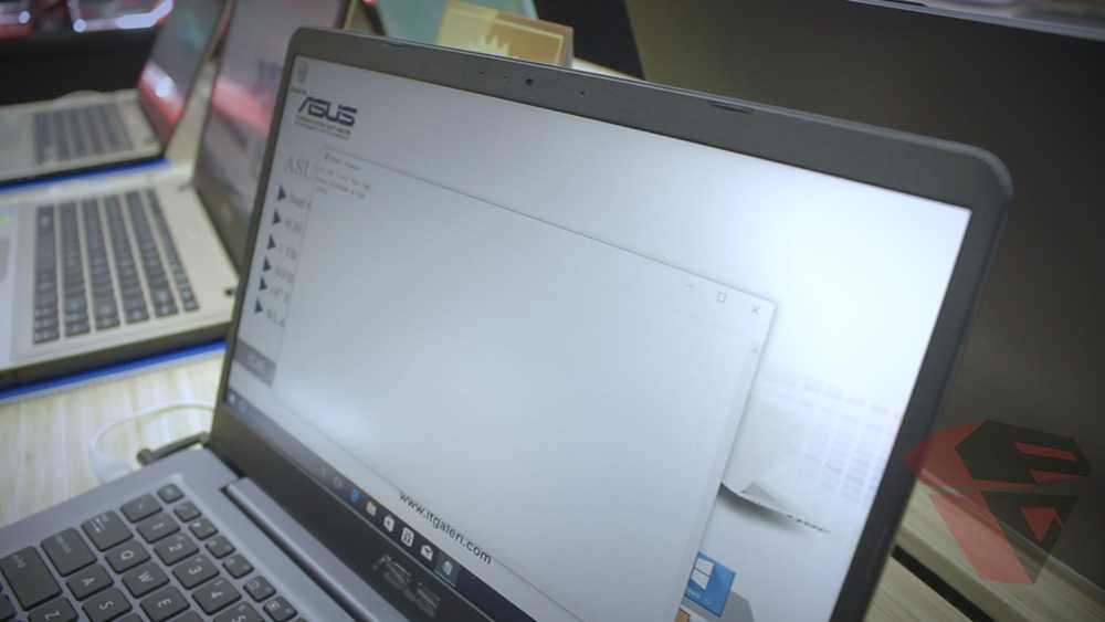 Ноутбук Asus VivoBook S14 S410UN (S410UN-EB055T) Grey - подробные характеристики обзоры видео фото Цены в интернет-магазинах где можно купить ноутбук Asus VivoBook S14 S410UN (S410UN-EB055T) Grey