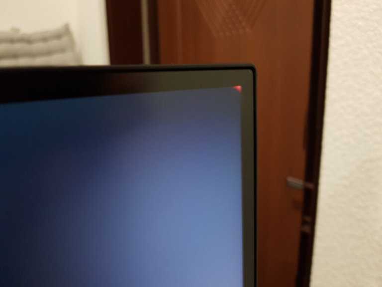 Черный экран при включении компьютера