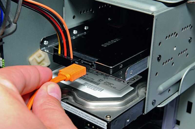 Как узнать какой жесткий диск стоит на компьютере