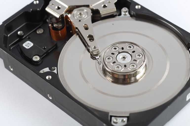 Как восстановить жесткий диск, если система его не видит