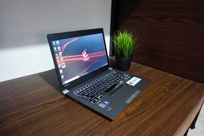 Ноутбук toshiba portege z930-k9s