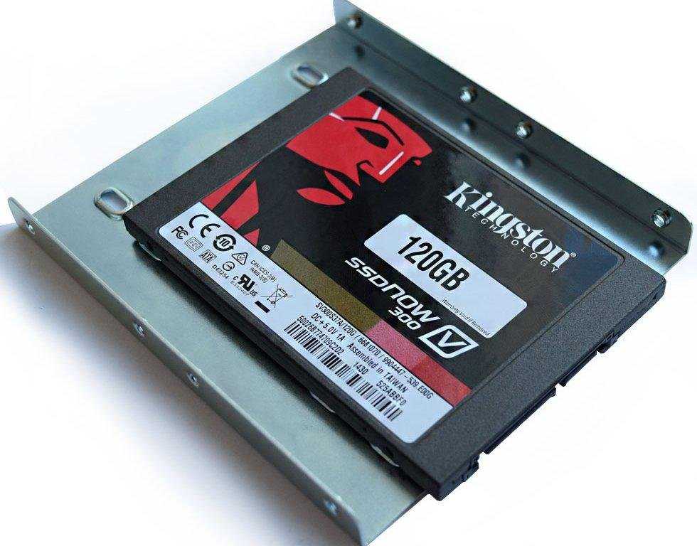 Как сделать внешний ssd. Kingston SATA SSD переходник. Крепление SSD 2.5 В системный блок. Крепление для ссд диска в системный блок. SSD 2.5 SATA крепление в компьютер.