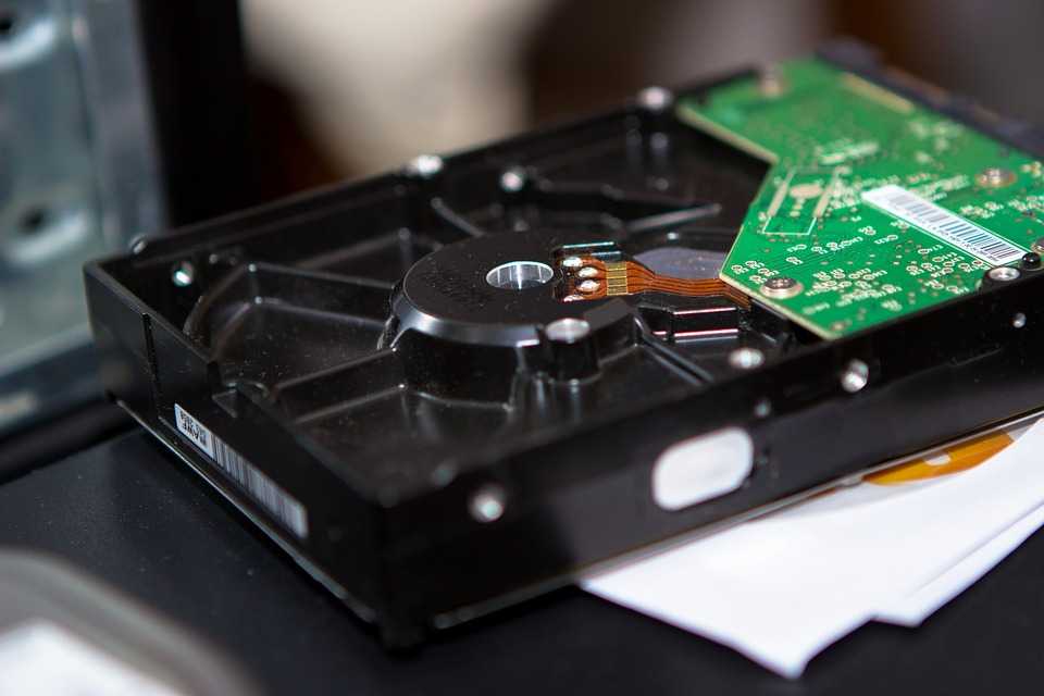 Как самому быстро заменить жесткий диск на ноутбуке?