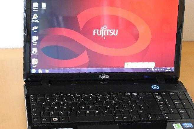 Fujitsu lifebook ah531
